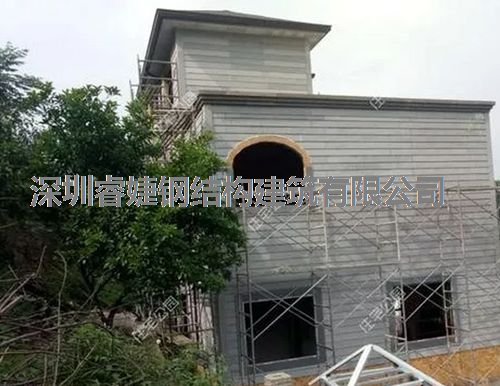 客戶(hù)花30萬(wàn)建成的輕鋼別墅，優(yōu)美的外觀(guān)，坐擁山川美景(圖11)