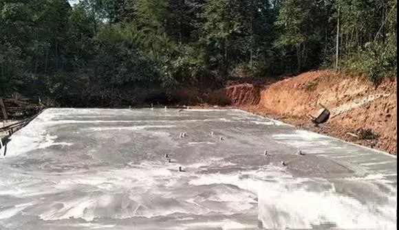 輕鋼別墅的地基要做多深？(圖2)